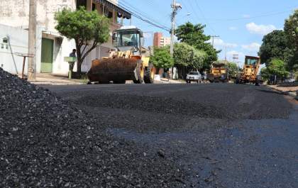 Prefeitura de Três Lagoas realiza recapeamento em vias&nbsp;