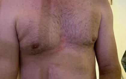Acusado de ter matado os pais só confessou mediante agressões policiais, diz defesa