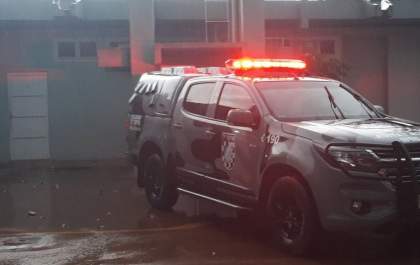 Idoso é espancado durante assalto no Paranapungá
