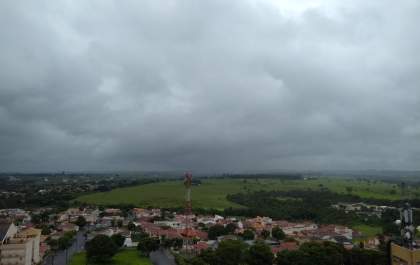 Meteorologia prevê até 45 milímetros de chuva na terça-feira em Araçatuba