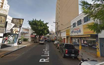 Aposentado tem carro furtado em área de Zona Azul