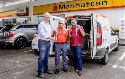 Engenheiro da Ferrari na Fórmula 1 visita Araçatuba