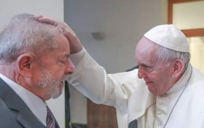 Ex-presidente Lula foi ao Vaticano encontrar Papa Francisco