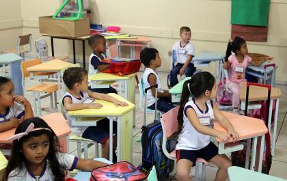Educação de Andradina orienta que crianças a partir de 4 anos devem ser matriculadas na escola