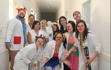 Grupo ‘Mensageiros da Alegria’ leva alegria, paz e amor aos enfermos nas Santas Casas de Dracena e Tupi Paulista