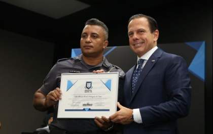 PMs de Araçatuba são homenageados com Prêmio Policial Nota 10