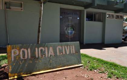 Moto destravada é furtada próximo ao local de trabalho da proprietária