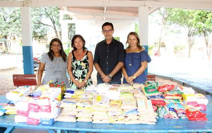 Fundo Social recebe doação de alimentos do Cursinho Diferencial