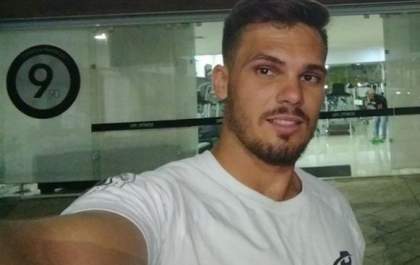 Jovem morre ao bater moto em bovino em Penápolis
