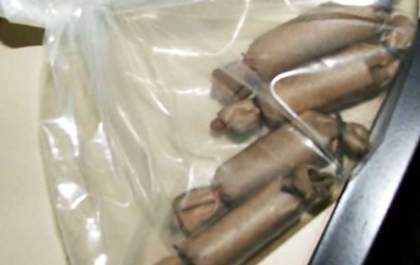 Homem é denunciado após jogar bombas e urina com óleo na casa de vizinha