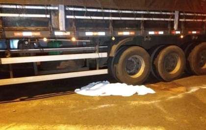 Tragédia: Carreta atropela, mata criança e deixa irmã ferida&nbsp;