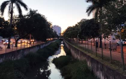 ONG realiza atividade para percorrer córrego Machadinho em Araçatuba