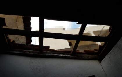Ladrão tenta invadir casas pelos telhados para furtar, cai e fica ferido em Três Lagoas