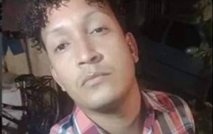 Cozinheiro é morto a tiros em quadra de escola no Ezequiel Barbosa