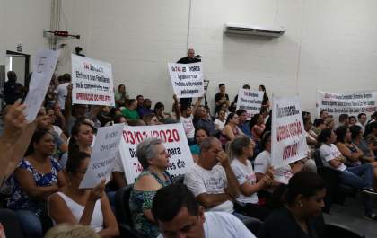 Pressionados por servidores, vereadores de Birigui aprovam reforma administrativa