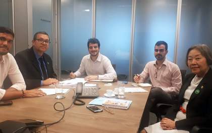 Tamiko apresenta projeto na Rumo para construir ciclovia ao longo da linha férrea