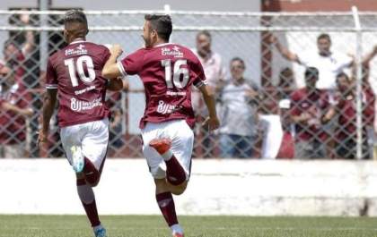 Penapolense perde e está na zona da degola