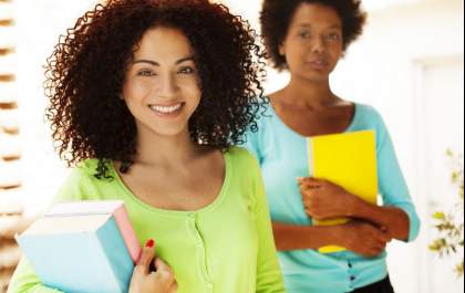 Mulheres em vulnerabilidade social recebem cursos gratuitos de capacitação profissional