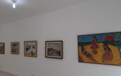 Exposição reúne obras de artistas mulheres de Araçatuba