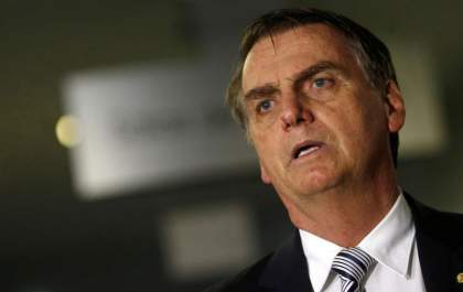 Depois de críticas Bolsonaro tira de MP artigo que previa 4 meses sem salário