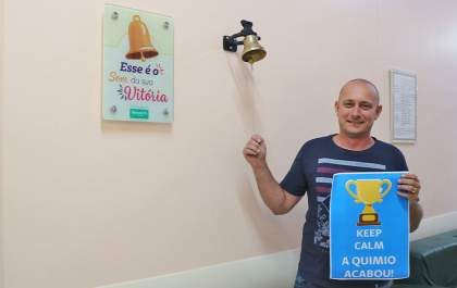 Unimed Araçatuba adota cerimônia do sino para celebrar alta de pacientes oncológicos