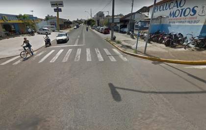 Aposentado é atropelado por moto ao atravessar avenida em Araçatuba