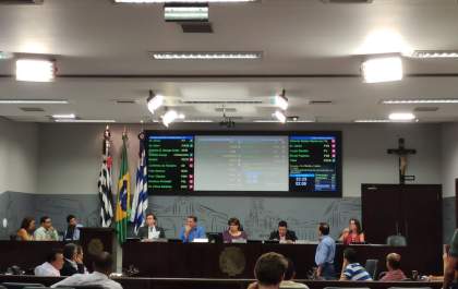Câmara suspende atendimento presencial e fecha sessões ao público em Araçatuba