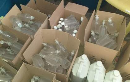 Empresário é preso por fabricar álcool em gel sem autorização da Anvisa