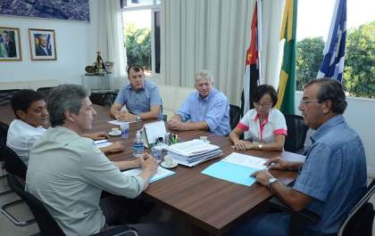 Prefeitura autoriza início de recape na Etelvino por R$ 533,8 mil