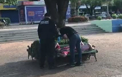 São Paulino passa mau e morre em banco no meio da praça
