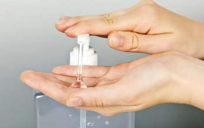 Estado faz acordo também com farmácias para oferta de álcool gel a preço de custo