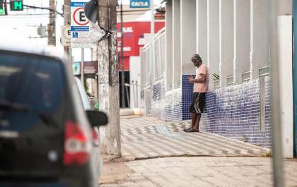 Coronavírus: Nas ruas eles não tem como se defender