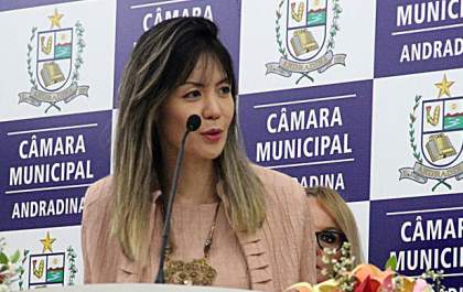 Promotora favorável a barrar aumento de 320% nos salários de vereadores