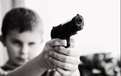Pai é ameaçado de morte por filho de 16 anos