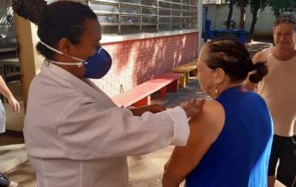Vacinação contra a gripe é suspensa temporariamente em Birigui