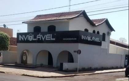 Inviolável comemora 36 anos