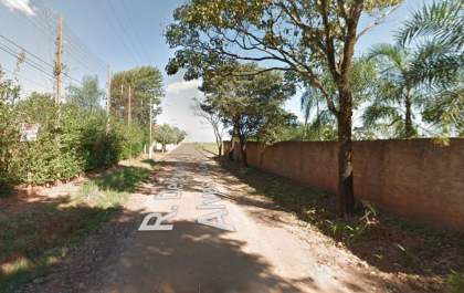 Menina de 5 anos é internada após ser atropelada por Biz