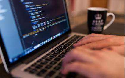 Cursos on-line gratuitos: estudantes aproveitam a quarentena para impulsionar carreira