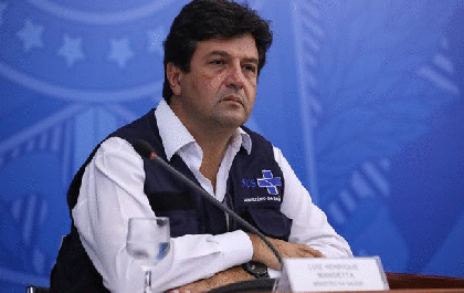 Mandetta anuncia em rede social que foi demitido por Bolsonaro