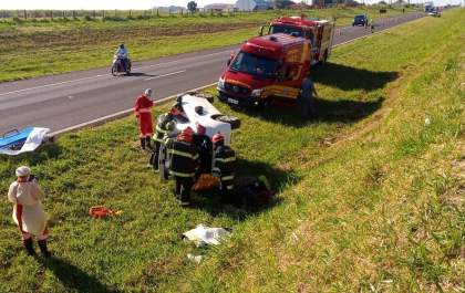 Motorista fica ferido em tombamento na Rondon em Birigui