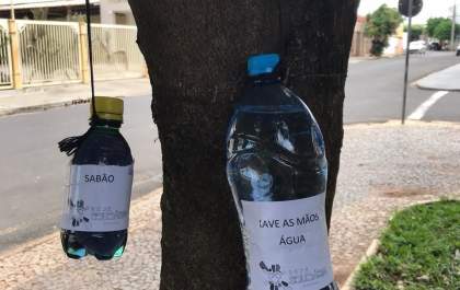 Grupo distribui kits de higiene para pessoas em situação de rua em Birigui