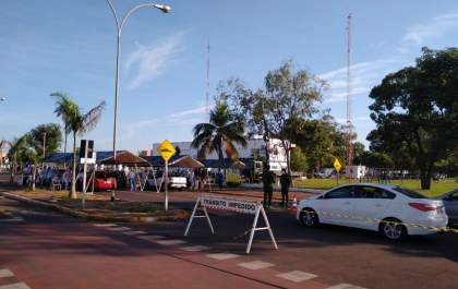 Vacinação para idosos e profissionais da saúde acontece neste sábado em TL