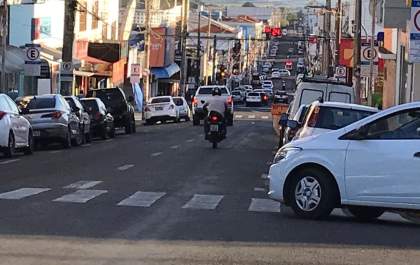Prefeita apresenta projeto para suspender feriados e fortalecer economia pós-pandemia