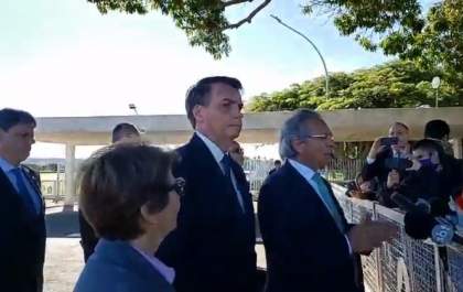 Paulo Guedes pede 'sacrifício' dos servidores federais
