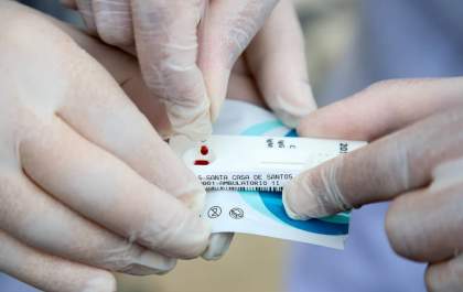 Farmácias poderão fazer testes rápidos para covid-19&nbsp;