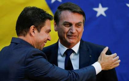 `Moiô`:Bolsonaro recua de nomeação de Ramagem para PF