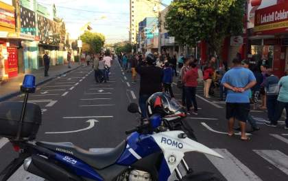 Municípios interditam ruas em frente a bancos para saque de auxílio