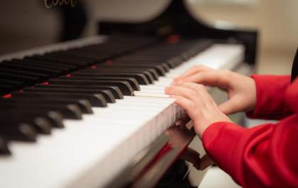 Interesse em aulas de música na internet aumenta durante isolamento social