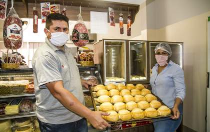 Qually Hortifruti. O novo endereço do pão fresquinho em Andradina