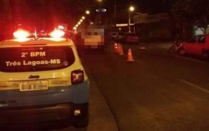 Idoso é detido após 'beber' e bater o carro no Centro de Três Lagoas
